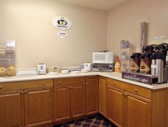 Super 8 By Wyndham Ia Omaha Ne Area Motel 3*
